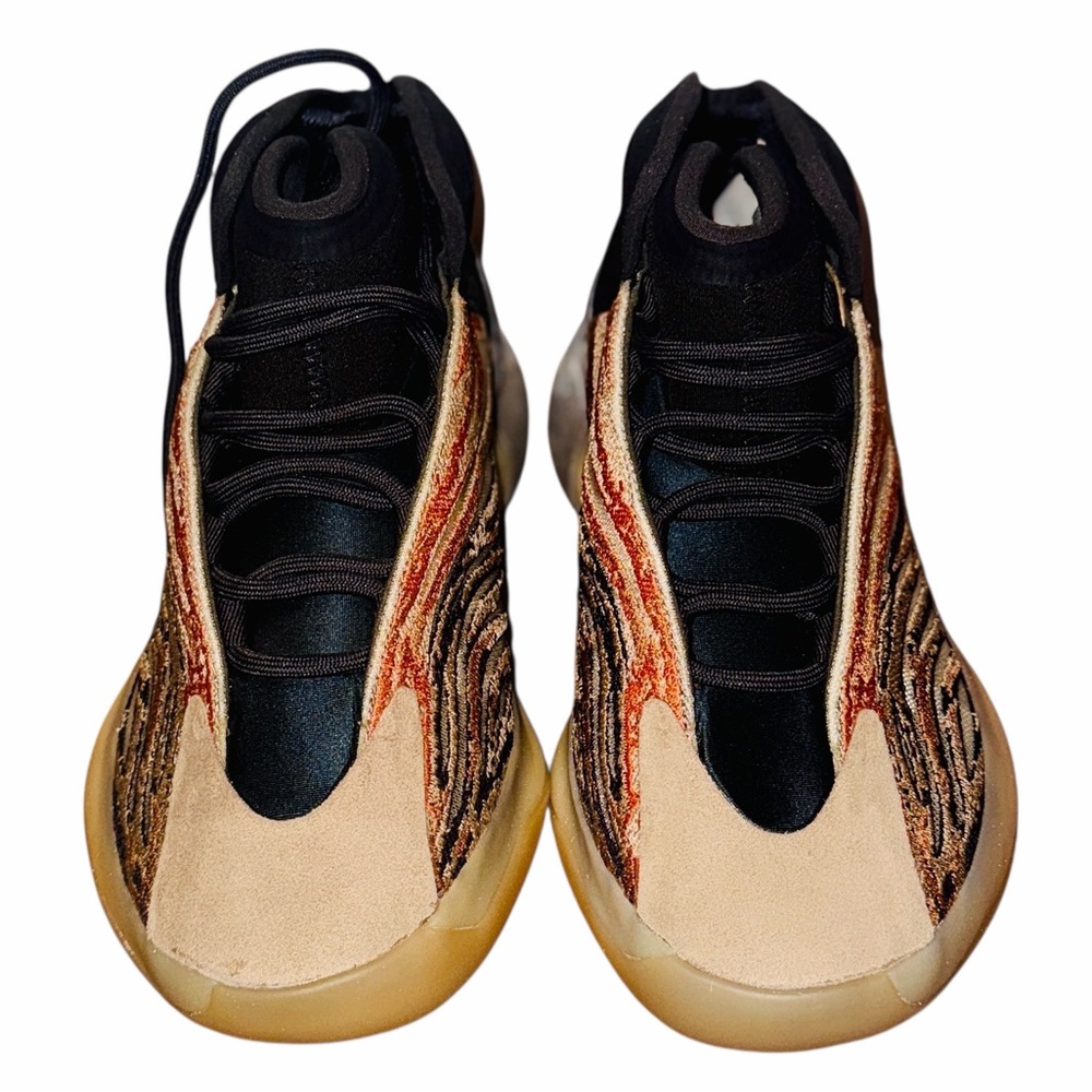 Adidas Yeezy QNTM Basketball Sneakers – NEW With Box – Size 8.5